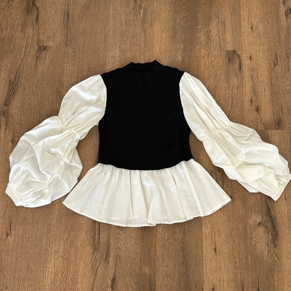 English Factory Tops - English Factory Black and White Blouse Top